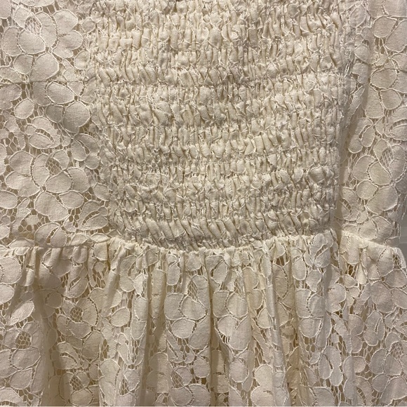 Aritzia Talula Debutante Dress White Strapless Lace Size 2 - Picture 5 of 6